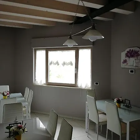 Le Due Noci Bed & Breakfast 4*