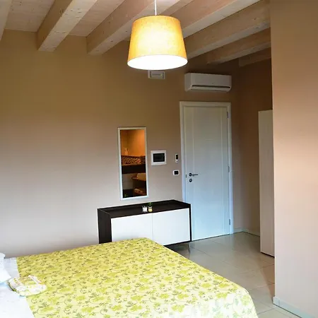Le Due Noci Bed & Breakfast